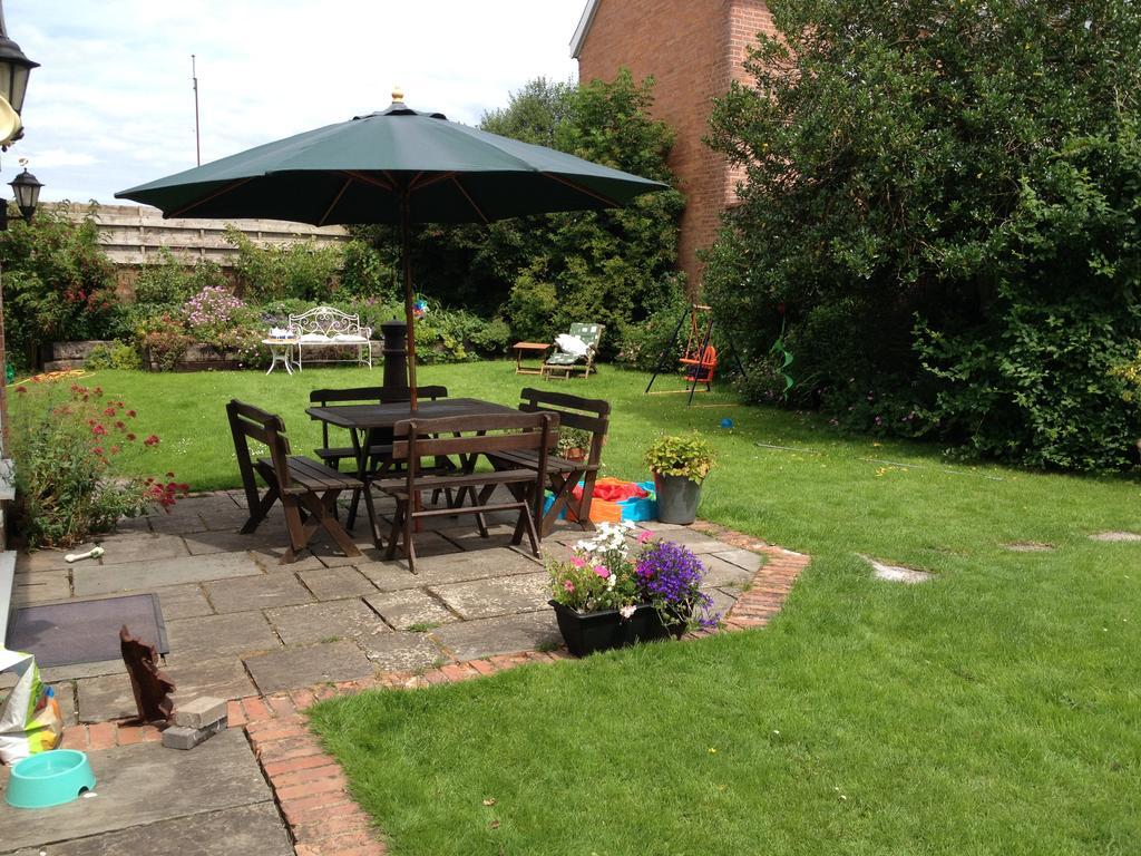 Hector'S Barn Apartments At Rosewood House Taunton Buitenkant foto